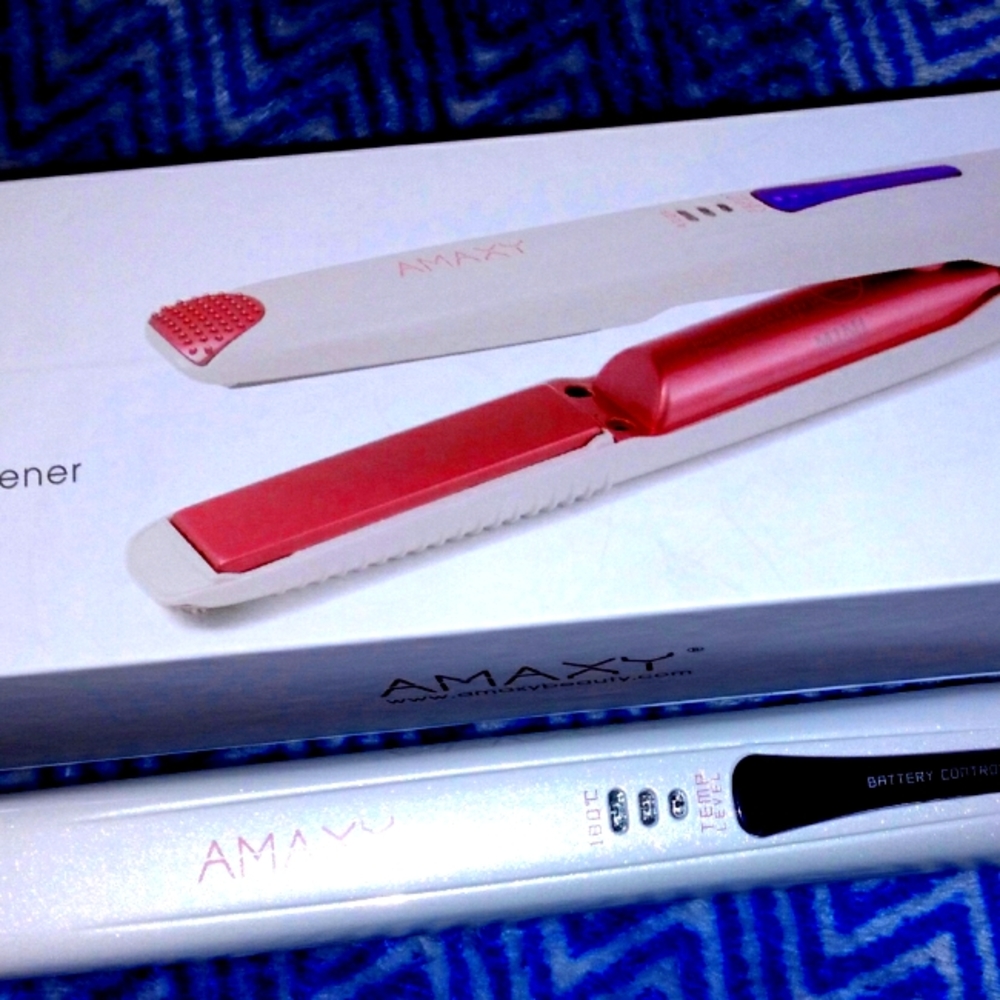 Brand new mini cordless  Flat Iron. By Amaxy